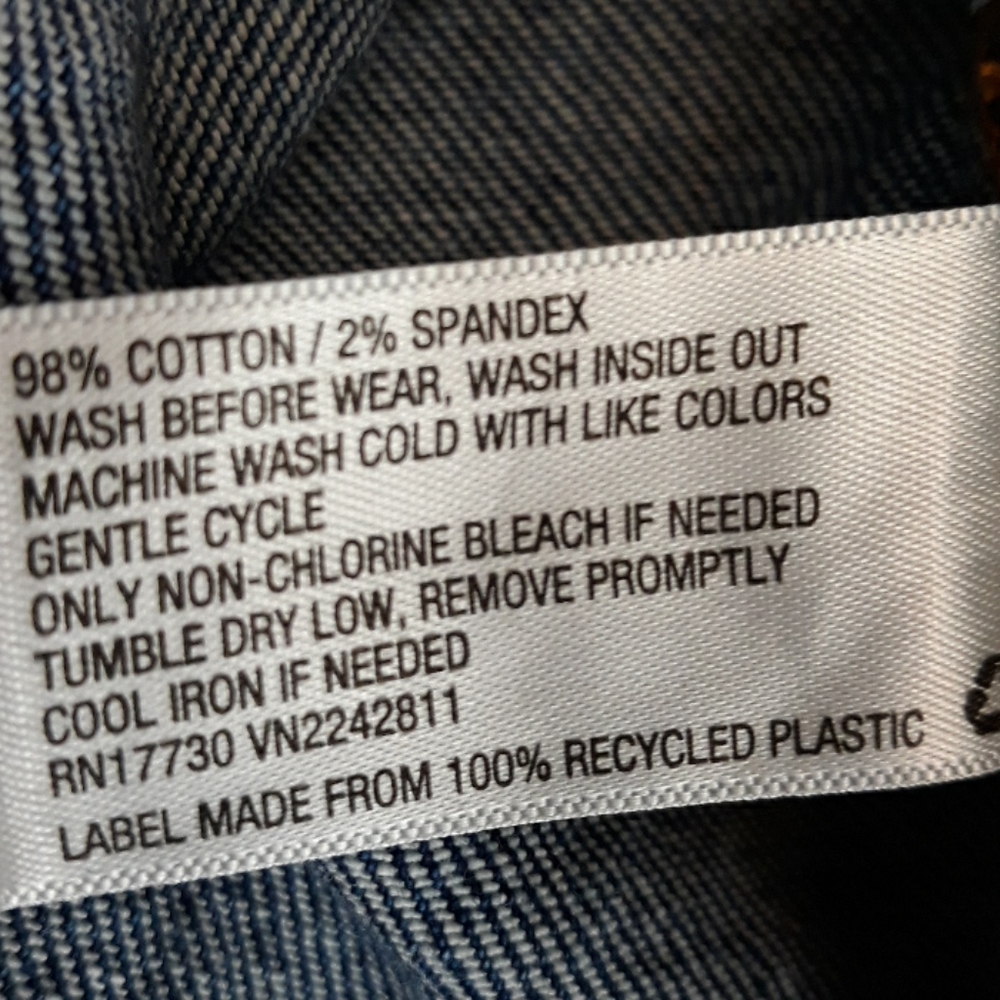 Distressed Hem Cropped Jean Jacket - Picture 5 of 5